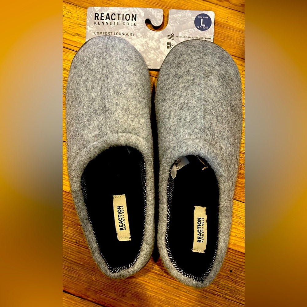 Reaction Kennith Cole Slippers
